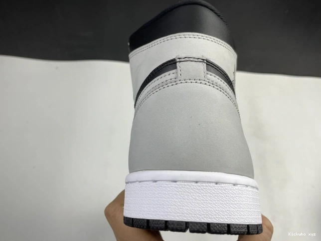 Air 1 High Jordan White Grey Black Smoke Retro Light 555088-035 0812